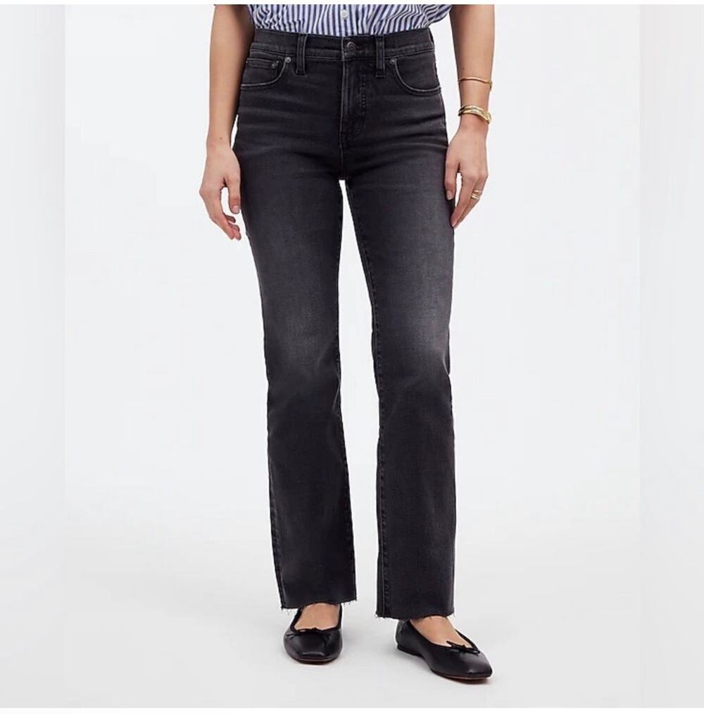 Madewell Jeans Womens 28 Black Kick Out Crop Mid Rise Raw Hem Stretch Denim